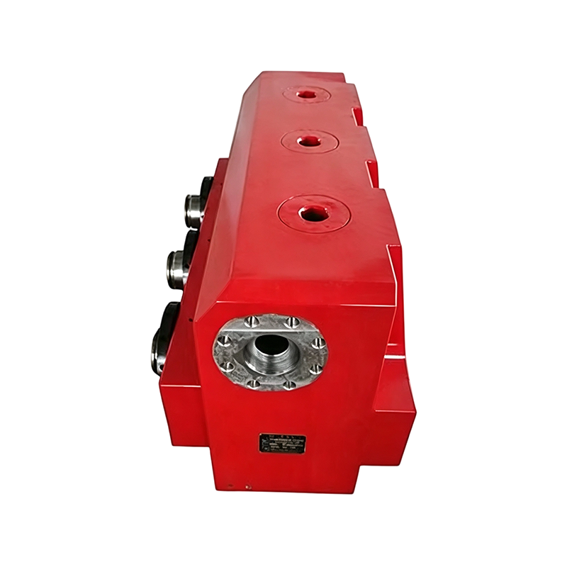 TWS3000 Heavy-Duty Triplex Pump Fluid End.