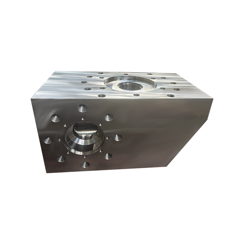 Fluid End Housing Assembly for Triplex Mud Pump
